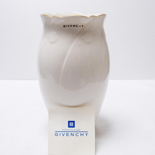 GIVENCHY(ジバンシィ)の【セール中！】☆新品・未使用☆ジバンシィ（GIVENCHY）フラワーベース インテリア/住まい/日用品のインテリア小物(花瓶)の商品写真