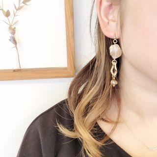 シェルピアス(ピアス)