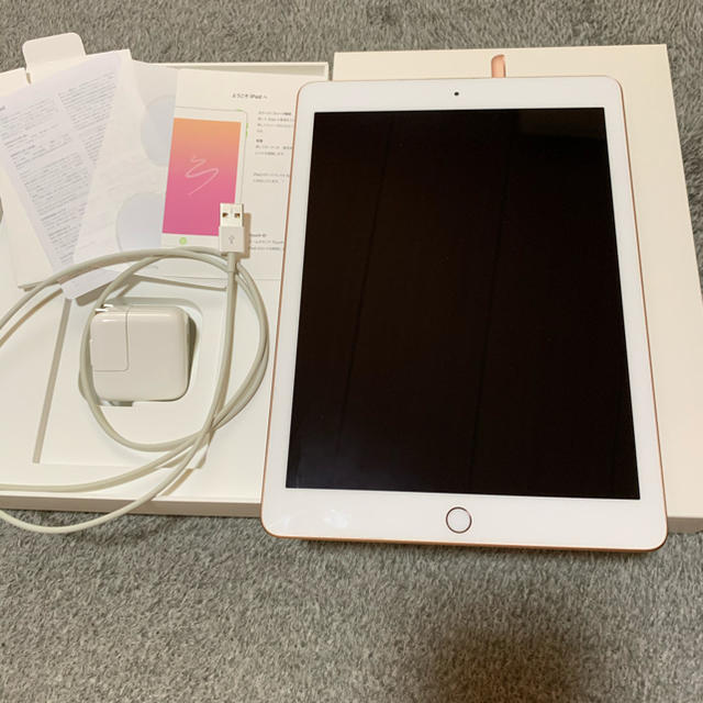 iPad 6世代 32G  SIMフリー ゴールド