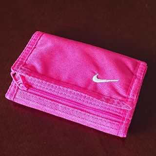 ナイキ(NIKE)のナイキ☆ナイロン折り財布☆(折り財布)