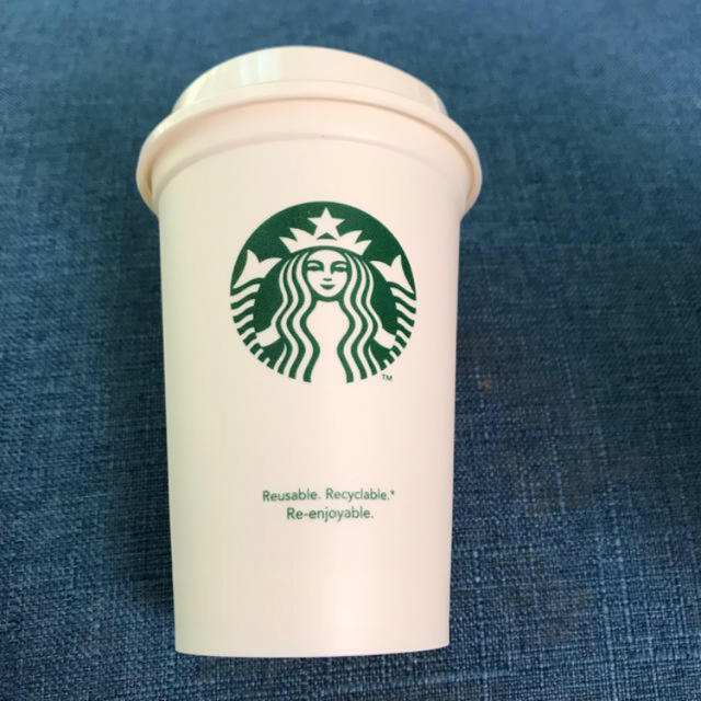 Starbucks Coffee(スターバックスコーヒー)のスターバックス リユーザブルカップ ショート インテリア/住まい/日用品のキッチン/食器(グラス/カップ)の商品写真