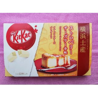 ネスレ(Nestle)のキットカット　ストロベリーチーズケーキ味　ミニ12枚(菓子/デザート)