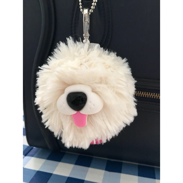 Bath & Body Works(バスアンドボディーワークス)のShaggy Dog Pom ホルダー レディースのファッション小物(キーホルダー)の商品写真