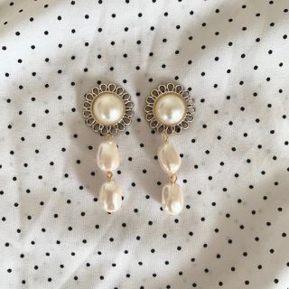 ロキエ(Lochie)のflower pearl pierce(ピアス)