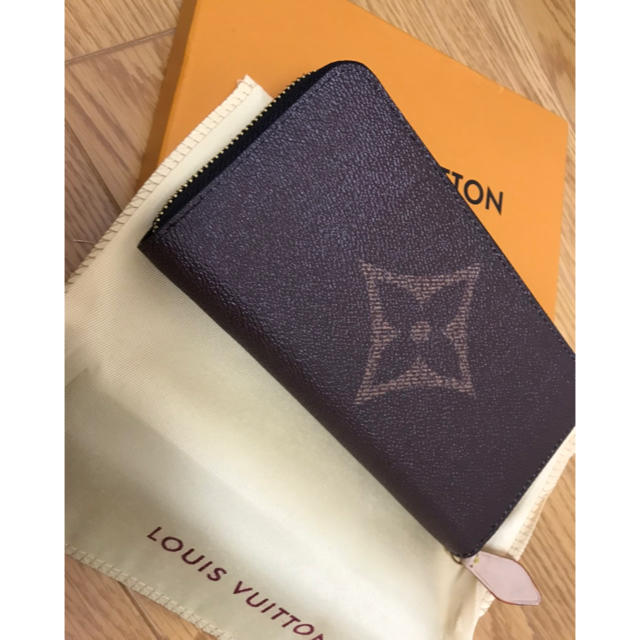 LOUIS VUITTON(ルイヴィトン)のルイビトン★長財布 レディースのファッション小物(財布)の商品写真