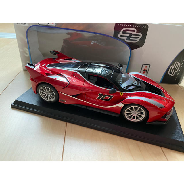 Ferrari(フェラーリ)のあこ様専用　新品✨MAIST フェラーリ　FXX K エンタメ/ホビーのおもちゃ/ぬいぐるみ(ミニカー)の商品写真