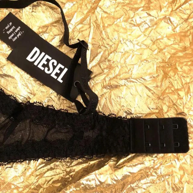 DIESEL(ディーゼル)のディーゼル★レースブラジャー★DIESEL★エメフィールZARA系 下着B70黒 レディースの下着/アンダーウェア(ブラ)の商品写真