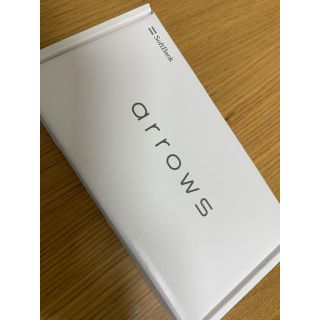 ソフトバンク(Softbank)のSoftbank arrowsU 新品未使用　ホワイト(スマートフォン本体)