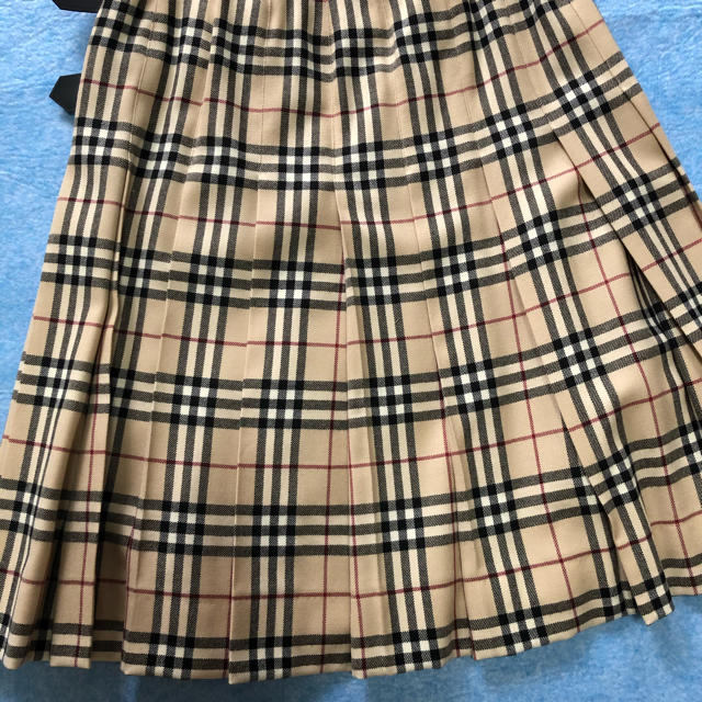 BURBERRY - プリーツ巻きスカートの通販 by ケイ's shop BURBERRY - プリーツ巻きスカートの通販 by ケイ's shop