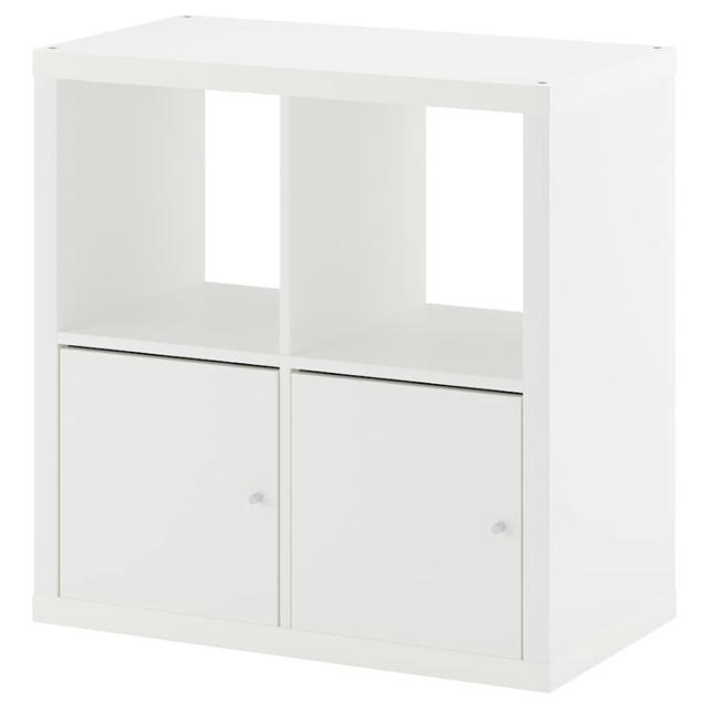 IKEA(イケア)のIKEA カラックス シェルフユニット 扉付き, ホワイト,77x77 cm インテリア/住まい/日用品の収納家具(棚/ラック/タンス)の商品写真