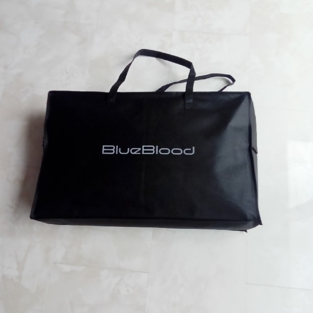 BLUE BLOOD　低反発　ハイブリッド新素材　枕　超美品 インテリア/住まい/日用品の寝具(枕)の商品写真