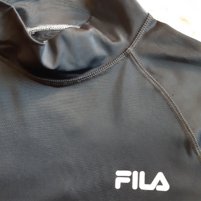 FILA(フィラ)のFILA メンズ ラッシュガード メンズの水着/浴衣(水着)の商品写真