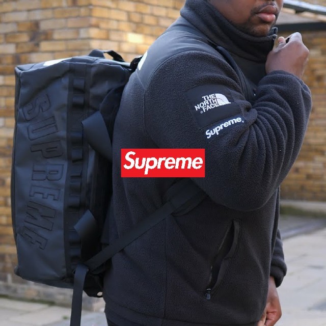 Supreme(シュプリーム)の（新品）Arc Logo Small Base Camp Duffle Bag メンズのバッグ(バッグパック/リュック)の商品写真