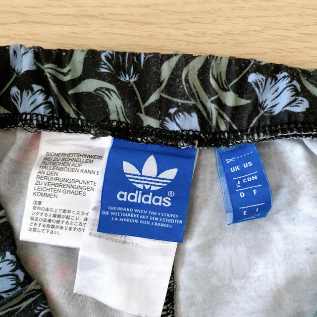 adidas(アディダス)のadidas originals トレーニング用スパッツ スポーツ/アウトドアのトレーニング/エクササイズ(ヨガ)の商品写真