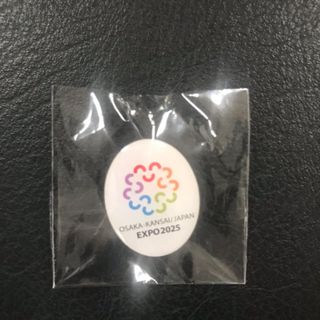 EXPO 2025 大阪万博  シンボルマーク ピンバッチ 【非売品】２個(ノベルティグッズ)