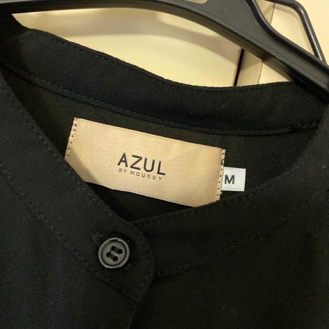 AZUL by moussy(アズールバイマウジー)の美品！AZUL ノーカラーシャツ レディースのトップス(シャツ/ブラウス(長袖/七分))の商品写真
