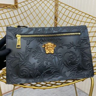 ヴェルサーチ(VERSACE)のボディーバッグショルダーバッグ VERSACE  ベルサーチ(ボディーバッグ)