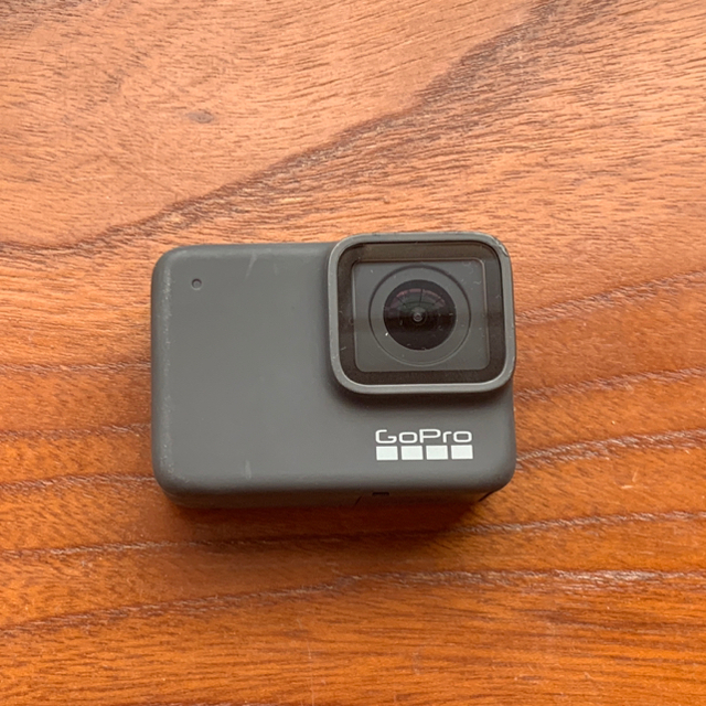 ビデオカメラGoPro hero7 3way、32GBSDカードつき