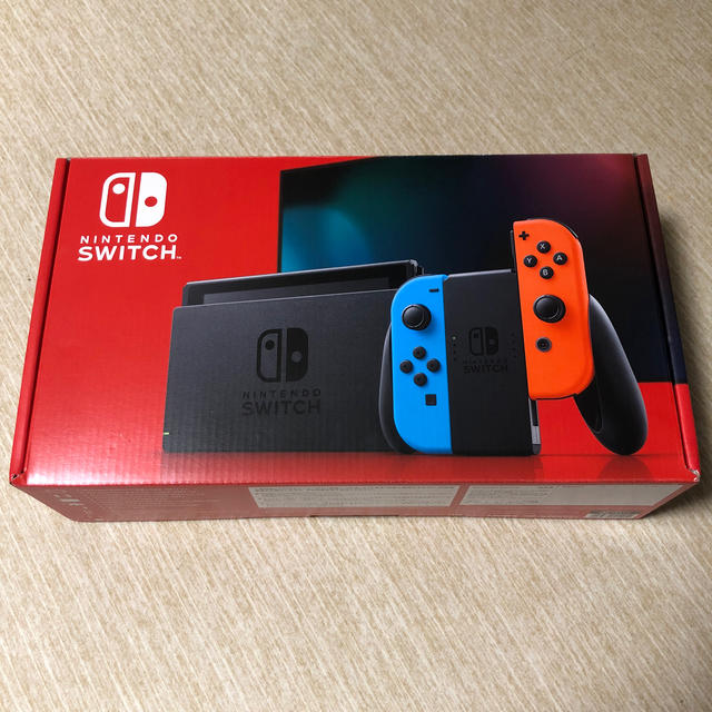 任天堂　スイッチ　新型　美品