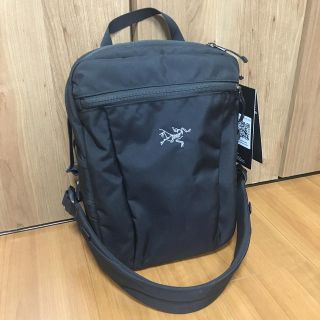 アークテリクス(ARC'TERYX)のスリングブレード 4 ショルダーバッグ　ARC’TERYX アークテリクス(ショルダーバッグ)