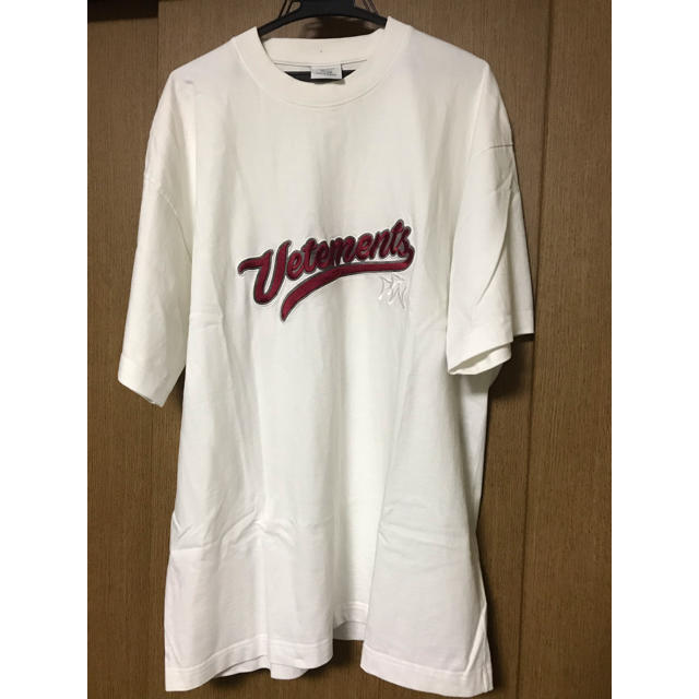 VETEMENTS baseballロゴTシャツ肩幅57cm