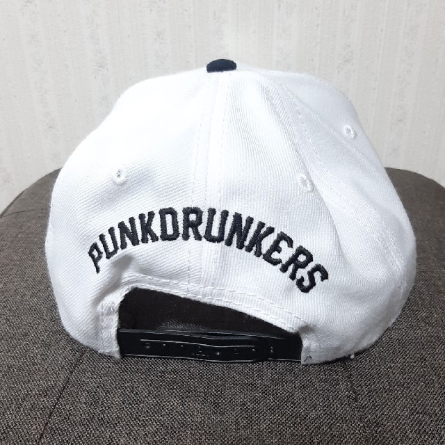 PUNK DRUNKERS(パンクドランカーズ)の新品　パンクドランカーズ　キャップ　ニューエラ　クッキー メンズの帽子(キャップ)の商品写真