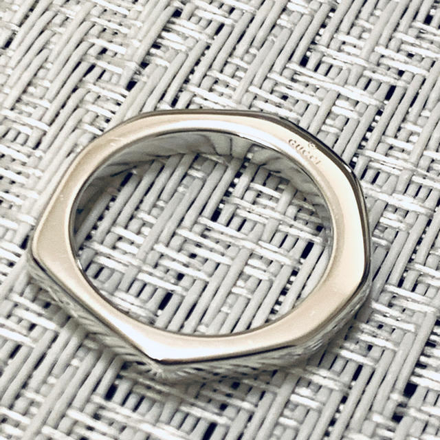 Gucci(グッチ)のグッチ リング 指輪 18号 磨き済 美品 メンズのアクセサリー(リング(指輪))の商品写真