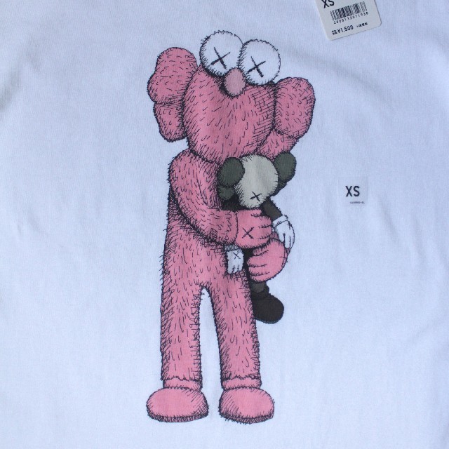 UNIQLO(ユニクロ)のKAWS コラボTシャツ メンズのトップス(Tシャツ/カットソー(半袖/袖なし))の商品写真