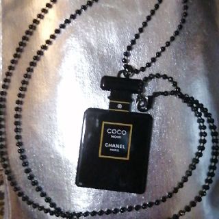 シャネル(CHANEL)のシャネル COCO NOIR　香水ネックレス 　ノベルティ(ノベルティグッズ)