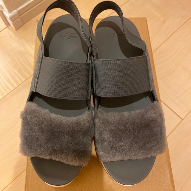 UGGシルバーレイク完売品　24.5センチレディース