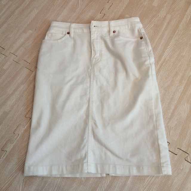 MUJI (無印良品)(ムジルシリョウヒン)のホワイトデニム　スカート レディースのスカート(ひざ丈スカート)の商品写真
