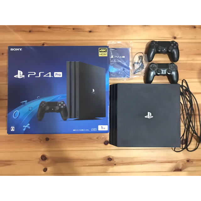 Sony PS4 PlayStation 4 Pro 1TB CUH7200B console Used Jet Black Japanese Used