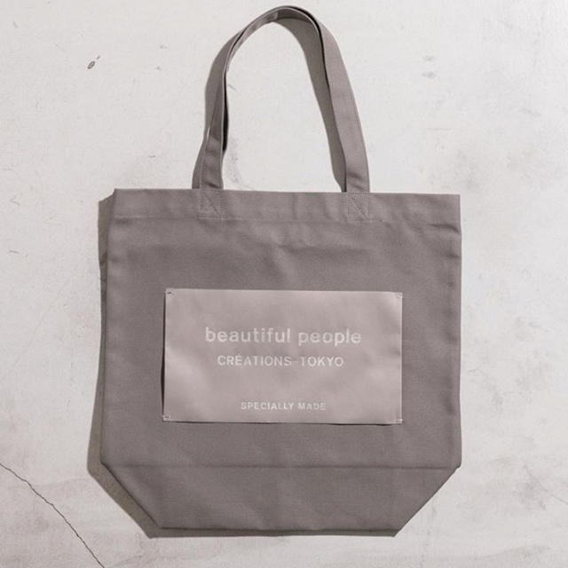 beautiful people(ビューティフルピープル)のタグトートバッグ　店舗限定 レディースのバッグ(トートバッグ)の商品写真