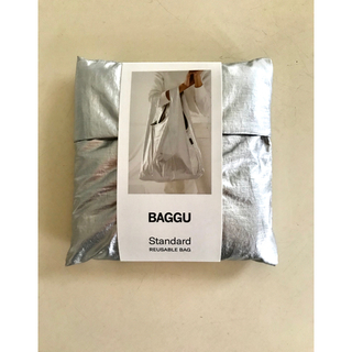 baggu メタリック　シルバー　エコバッグ(エコバッグ)