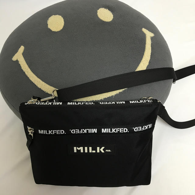 MILKFED.(ミルクフェド)のミルクフェドのショルダーバッグ/サコッシュ レディースのバッグ(その他)の商品写真