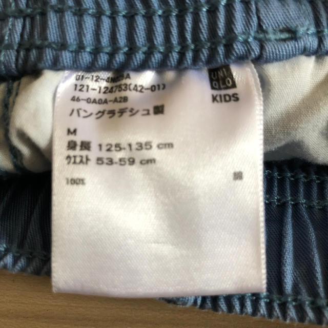 UNIQLO(ユニクロ)のユニクロ130cm  半ズボン2枚 キッズ/ベビー/マタニティのキッズ服男の子用(90cm~)(パンツ/スパッツ)の商品写真