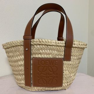 ロエベ(LOEWE)のLOEWE ロエベ バスケットバッグ スモール ヤシの葉＆カーフスキン(かごバッグ/ストローバッグ)