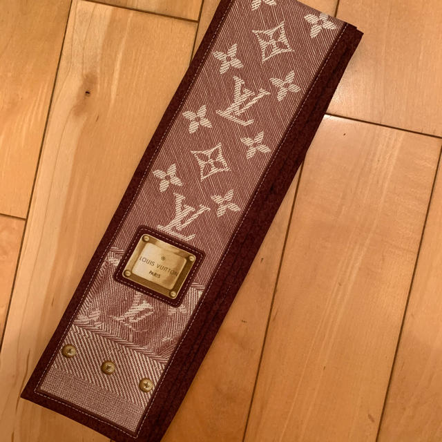 LOUIS VUITTON(ルイヴィトン)のLOUIS VUITTONのスカーフ レディースのファッション小物(バンダナ/スカーフ)の商品写真