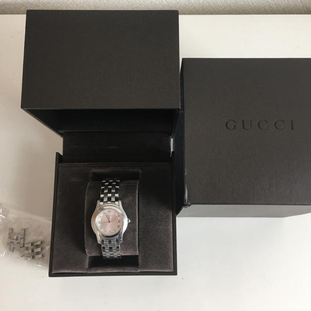Gucci(グッチ)のグッチ　時計 レディースのファッション小物(腕時計)の商品写真