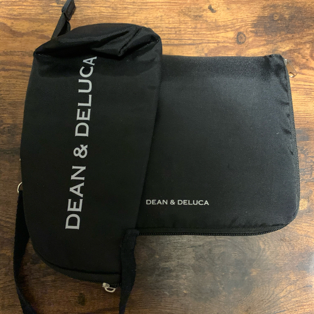 DEAN & DELUCA(ディーンアンドデルーカ)のDEAN&DELUCA 【GLOW8月号 付録】エコバッグ＆ボトルケース レディースのバッグ(エコバッグ)の商品写真