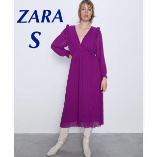 ザラ(ZARA)のお値下げ致しました❣️新品★完売☆ZARAプリーツワンピース(ロングワンピース/マキシワンピース)