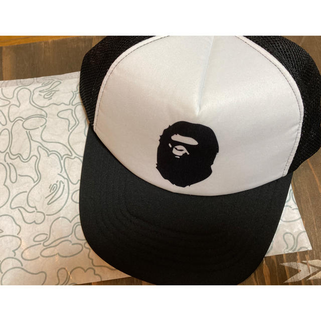 A BATHING APE(アベイシングエイプ)のBAPE アベイシングエイプ　メッシュキャップ　新品未使用 メンズの帽子(キャップ)の商品写真