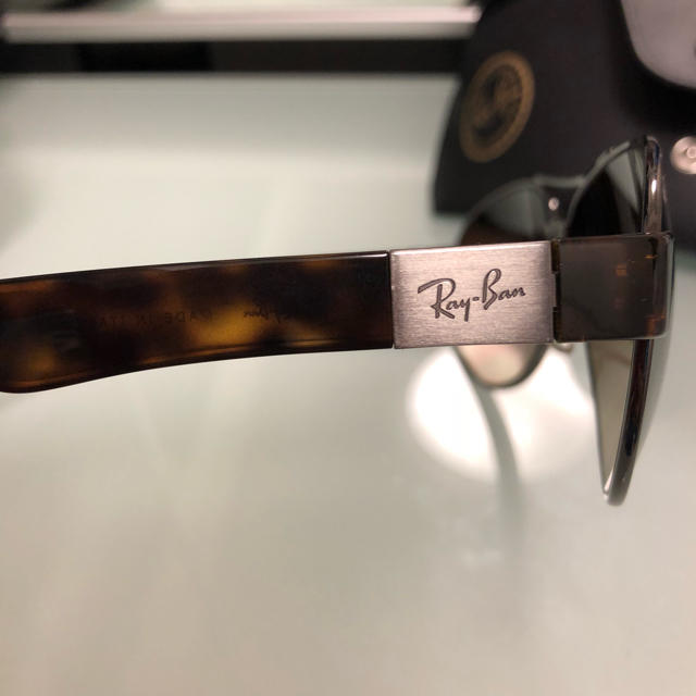 Ray-Ban(レイバン)のレイバン・サングラス・ティアドロップ レディースのファッション小物(サングラス/メガネ)の商品写真