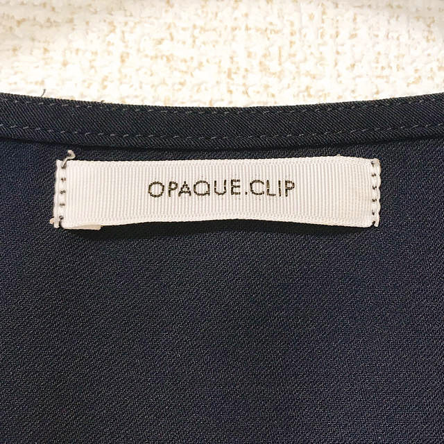 OPAQUE.CLIP(オペークドットクリップ)のOPAQUE.CLIP ネイビー ブラウス 半袖 ワールド レディースのトップス(シャツ/ブラウス(半袖/袖なし))の商品写真