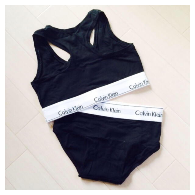 下着セット♡Calvin Klein  レディースの下着/アンダーウェア(ブラ&ショーツセット)の商品写真