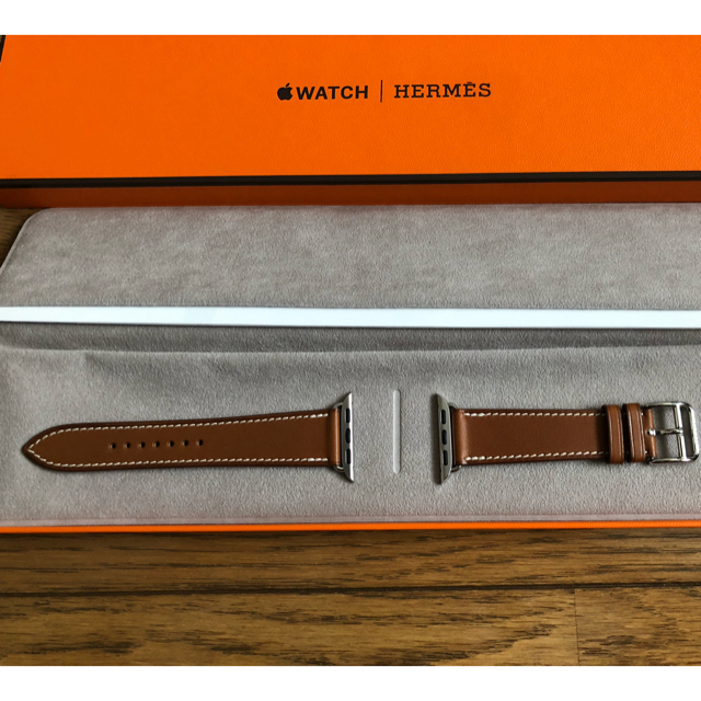 Hermes(エルメス)の専用Apple Watch  エルメス　レザーバンドシンプルトゥール レディースのファッション小物(腕時計)の商品写真