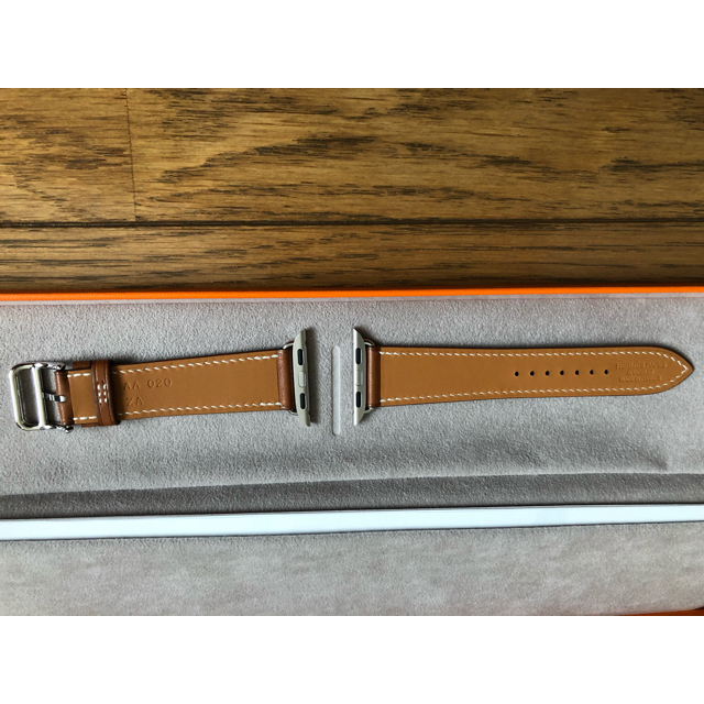 Hermes(エルメス)の専用Apple Watch  エルメス　レザーバンドシンプルトゥール レディースのファッション小物(腕時計)の商品写真