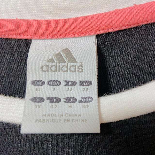 adidas(アディダス)の☆ アディダス　古着　ブラック✖️マゼンタ　細見えロンT !! レディースのトップス(Tシャツ(長袖/七分))の商品写真