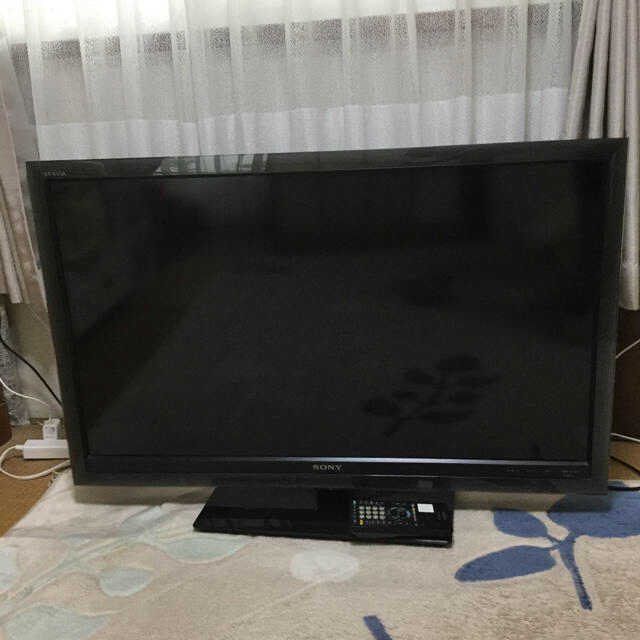 BRAVIA(ブラビア)のSONY BRAVIA 40型 KDL-40F5 液晶テレビ(ジャンク品) スマホ/家電/カメラのテレビ/映像機器(テレビ)の商品写真