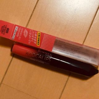 リンメル(RIMMEL)のリンメル グロス リップ 口紅 アポカリプス 009(リップグロス)